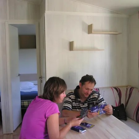 캠프장 Base De Loisirs Du De La Moselotte Saulxures-sur-Moselotte