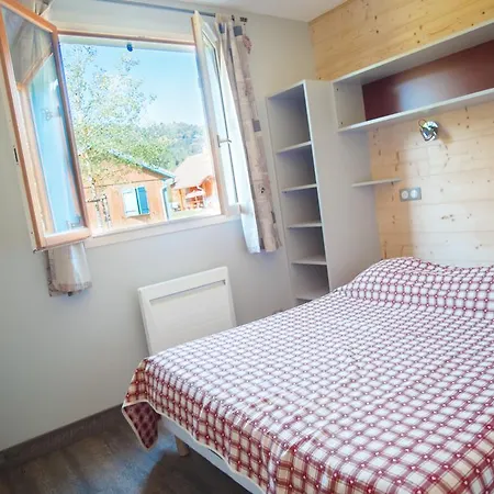 Campsite Base De Loisirs Du De La Moselotte Saulxures-sur-Moselotte