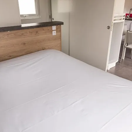 Base De Loisirs Du De La Moselotte 캠프장 4*